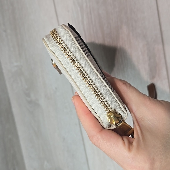 Fossil Women Emma RFID Zip clutch Leather Wallet - Picture 7 of 13